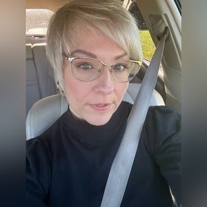 Hi all!  Love to bundle!